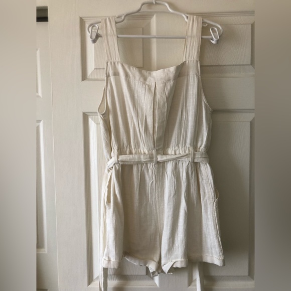 L*Space Getaway Romper Size M - Picture 8 of 9